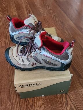 Merrell Beige Suede Hiking Shoes with Red Trim